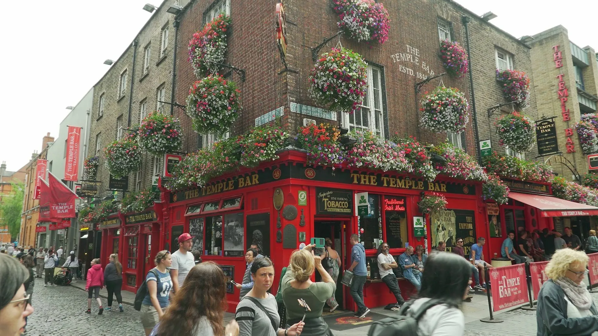Georges Street Suite Dublin 0*,  Irsko